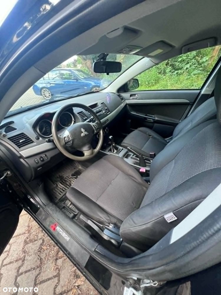 Mitsubishi Lancer 1.8 Invite LPG - 12