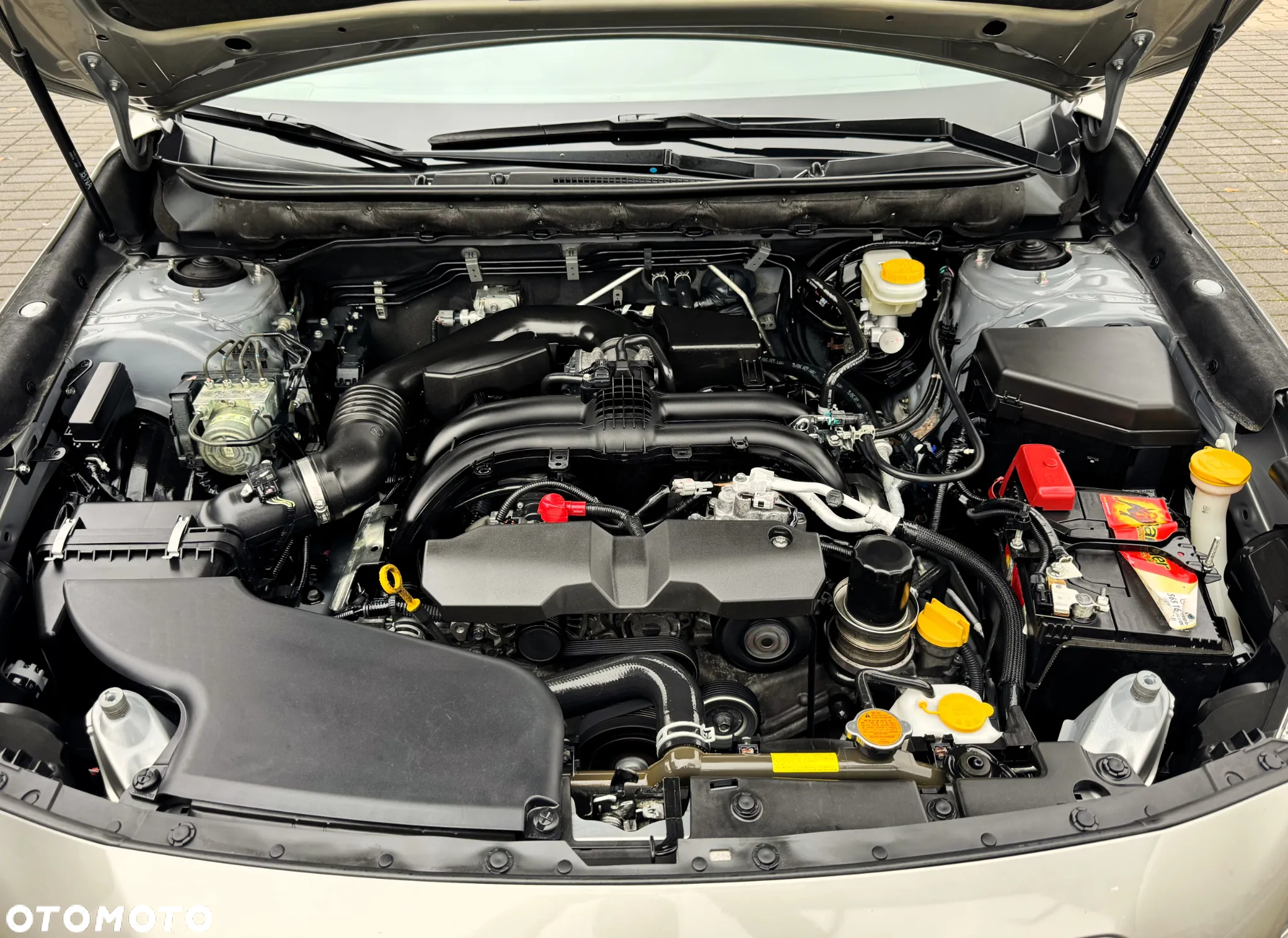 Subaru Outback 2.5i Exclusive - 37
