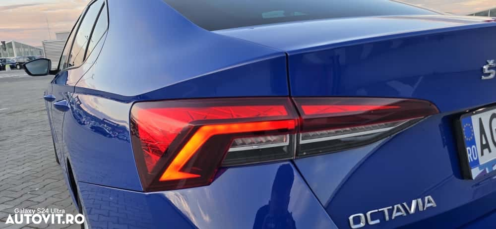 Skoda Octavia 2.0 TDI DSG Style - 14