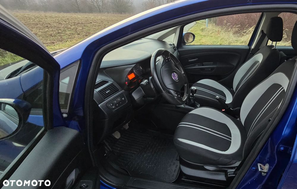 Fiat Punto 1.4 16V Emotion - 11