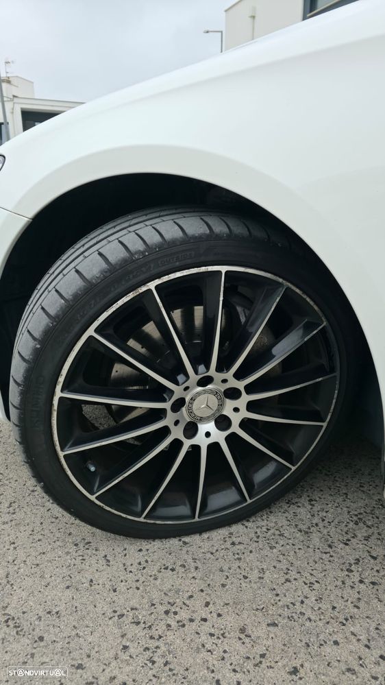 Mercedes-Benz E 220 d 9G-TRONIC AMG Line - 14