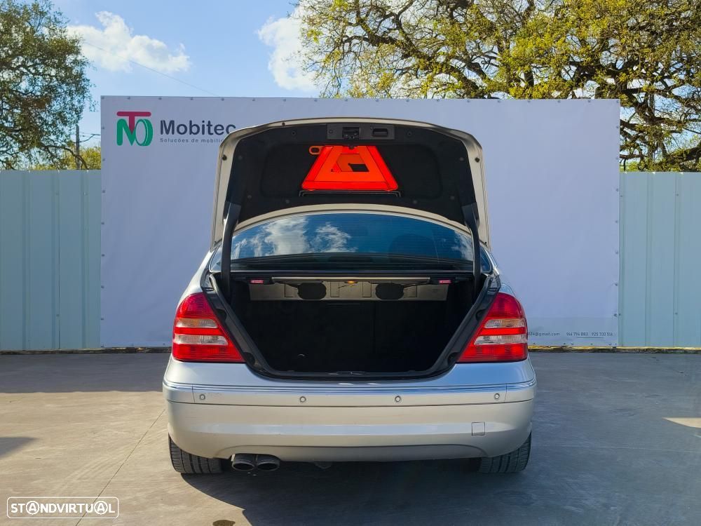 Mercedes-Benz C 30 AMG T CDI - 8