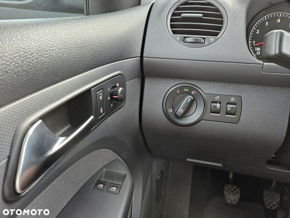 Volkswagen Caddy - 33