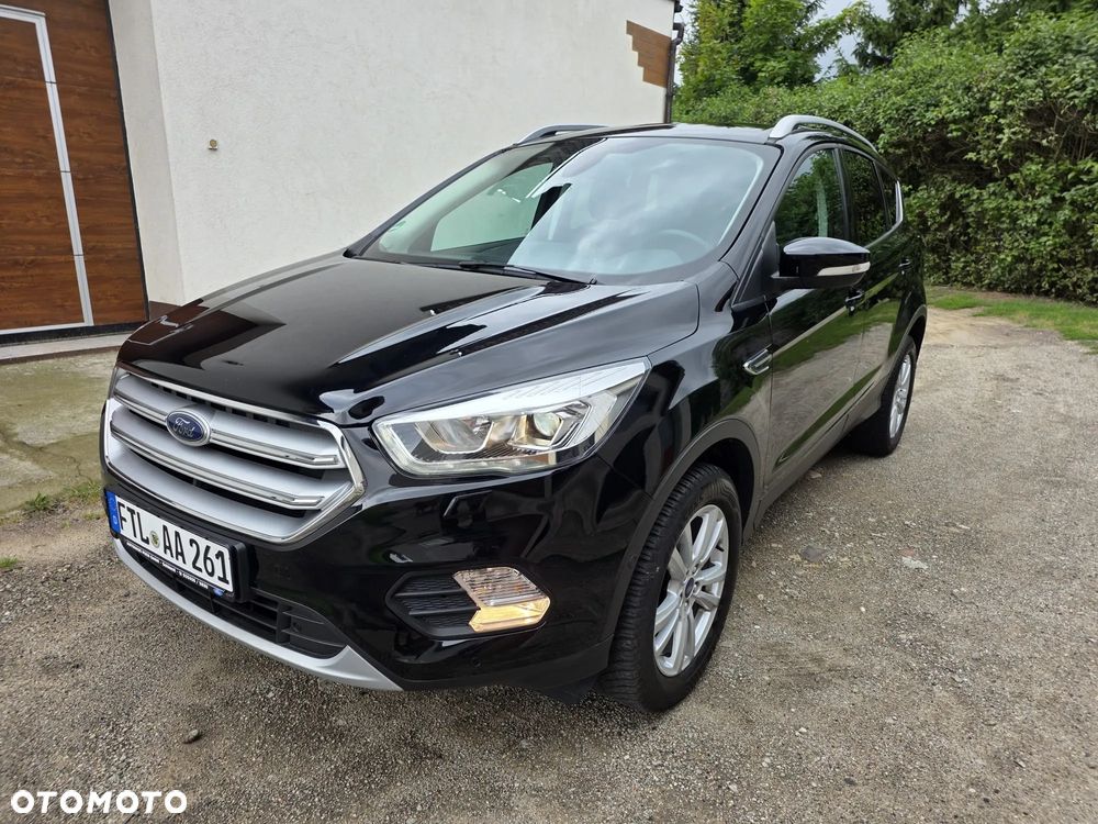 Ford Kuga 1.5 EcoBoost 2x4 Cool & Connect - 1