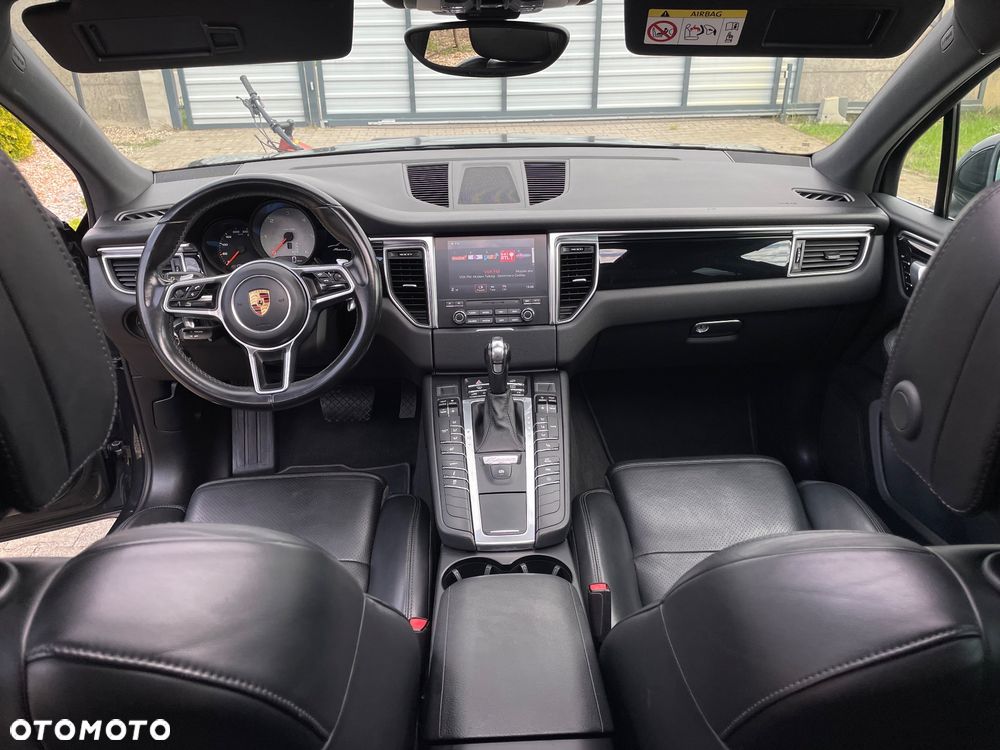Porsche Macan - 17