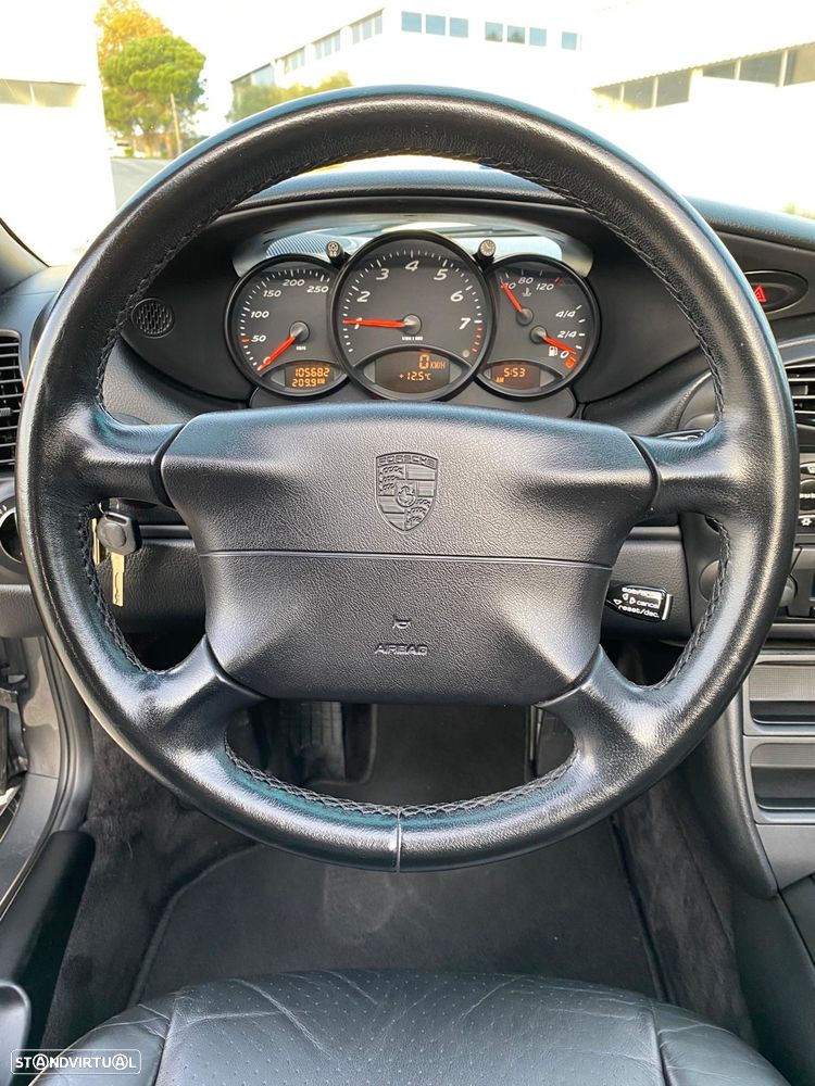 Porsche Boxster 2.7 - 8