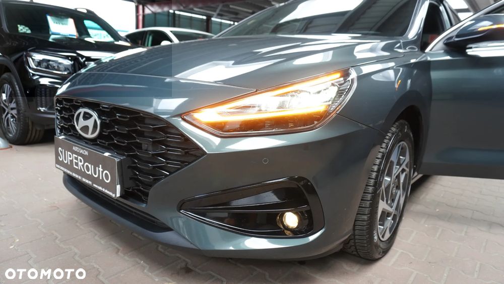 Hyundai i30 1.5 T-GDI 48V Smart Plus DCT - 4