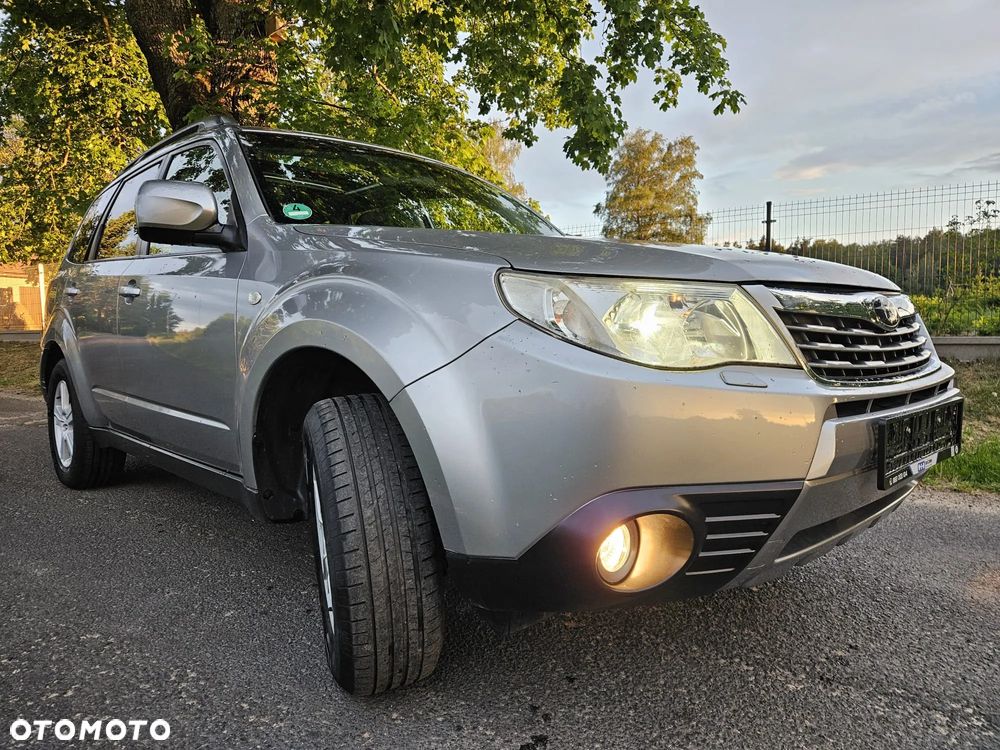 Subaru Forester 2.0 XA TRE - 3