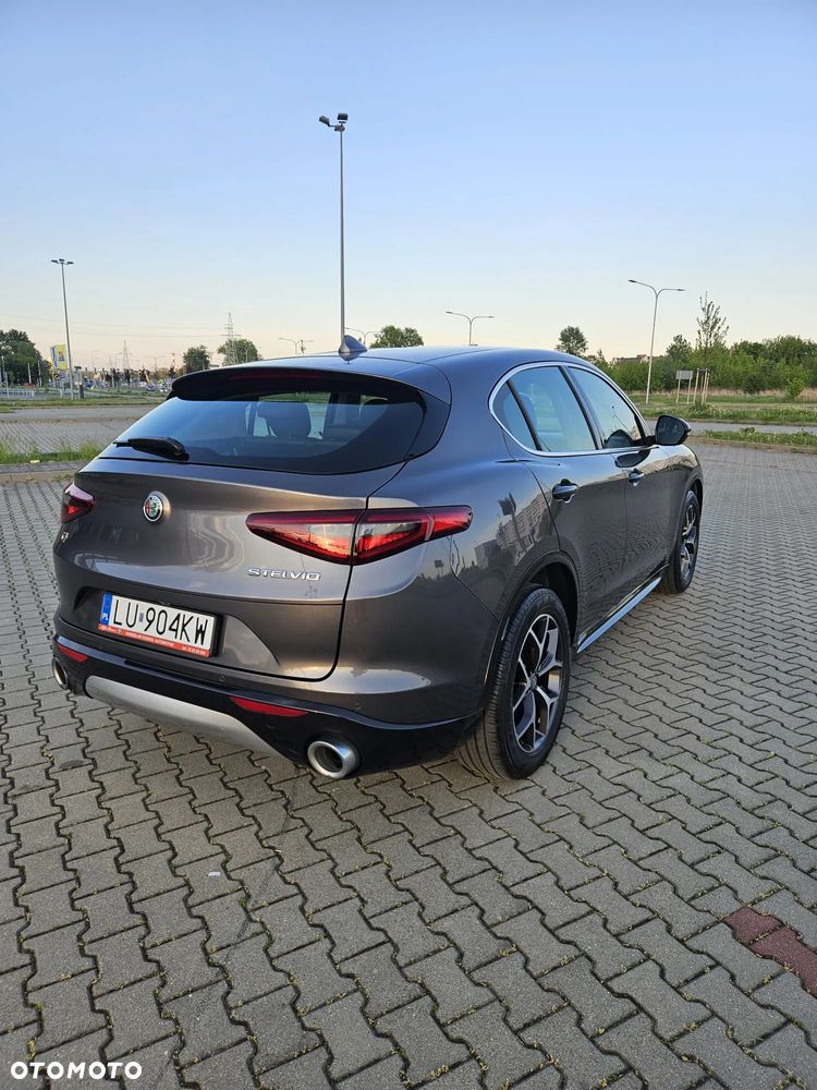 Alfa Romeo Stelvio 2.0 Turbo TI Q4 - 7