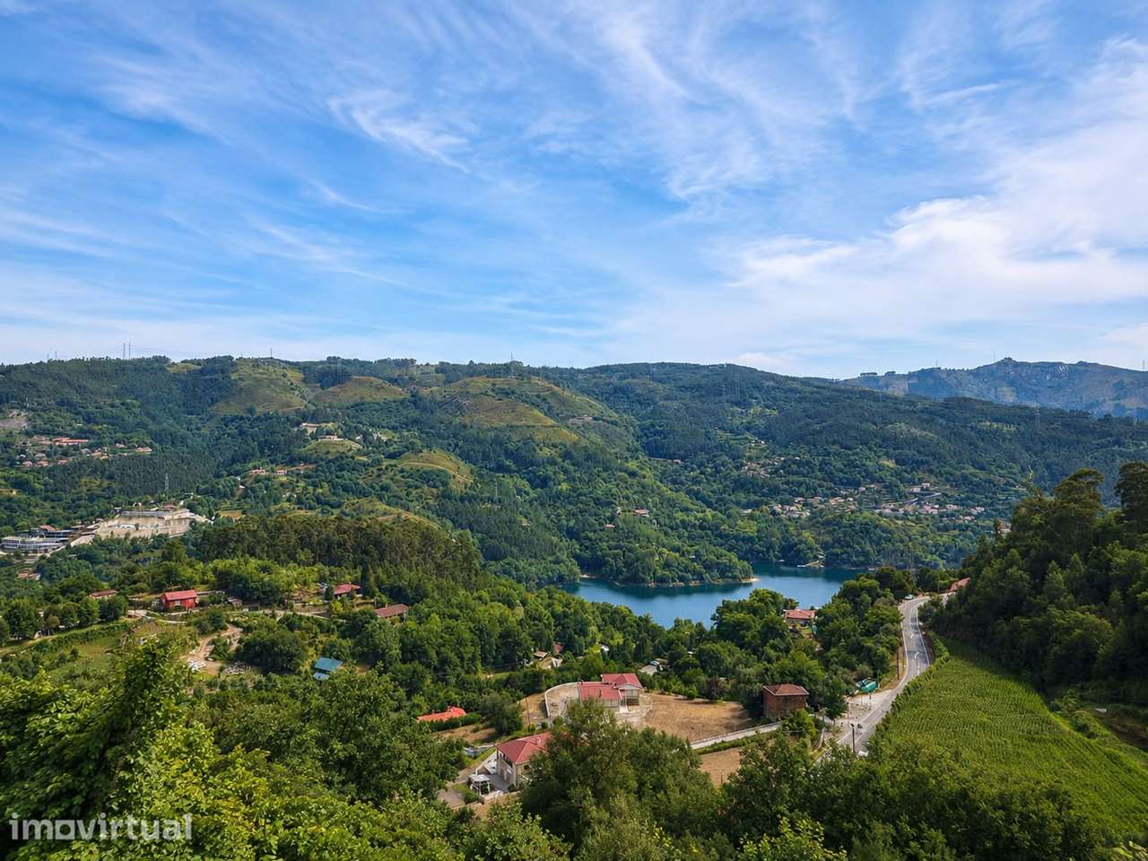 Moradia T2 Gerês | 145.000 € - Grande imagem: 2/12