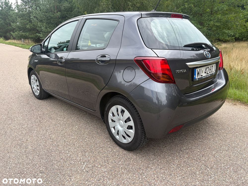 Toyota Yaris Hybrid 100 Active EU6 - 5