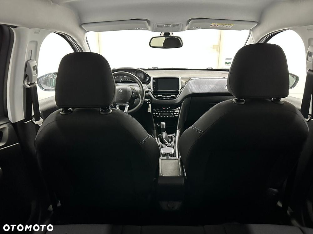 Peugeot 2008 - 18