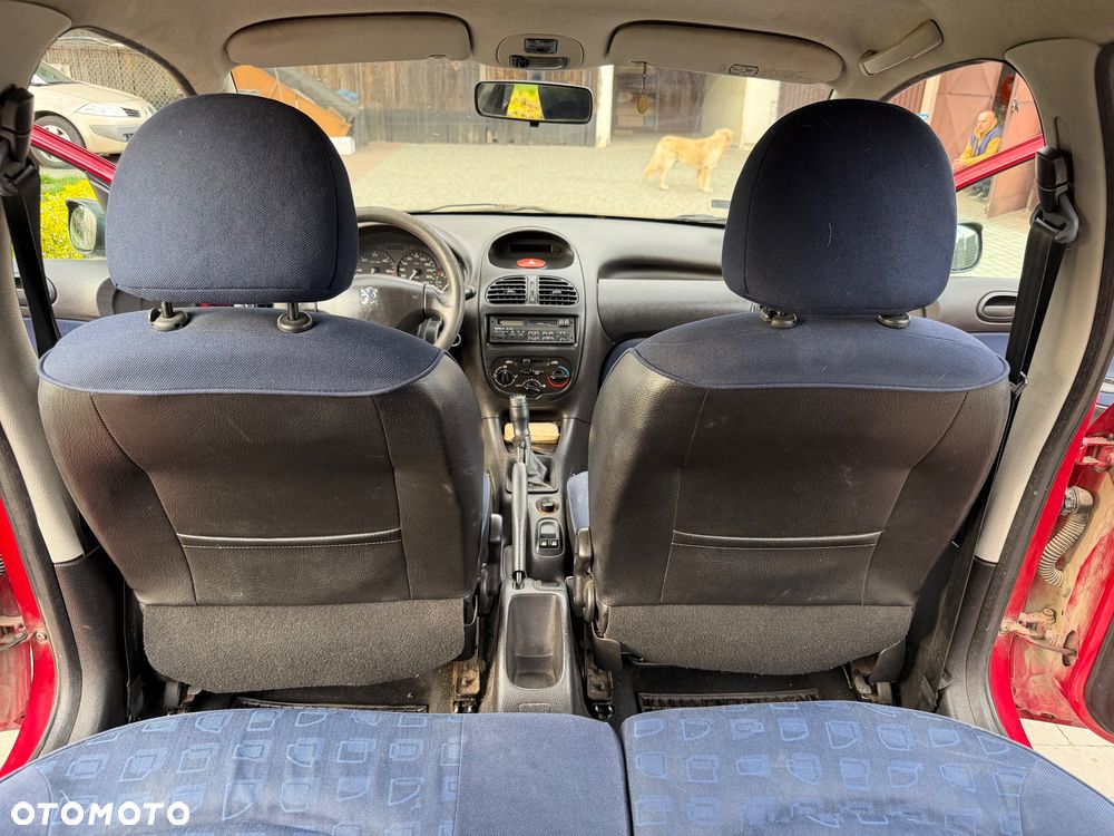 Peugeot 206 - 18