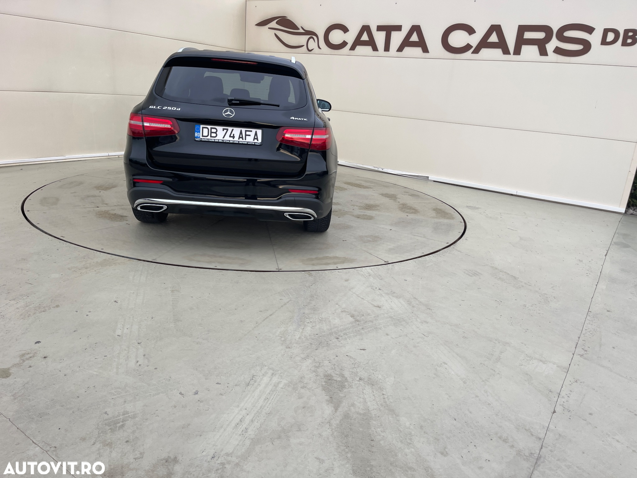 Mercedes-Benz GLC 250 d 4Matic 9G-TRONIC AMG Line - 13
