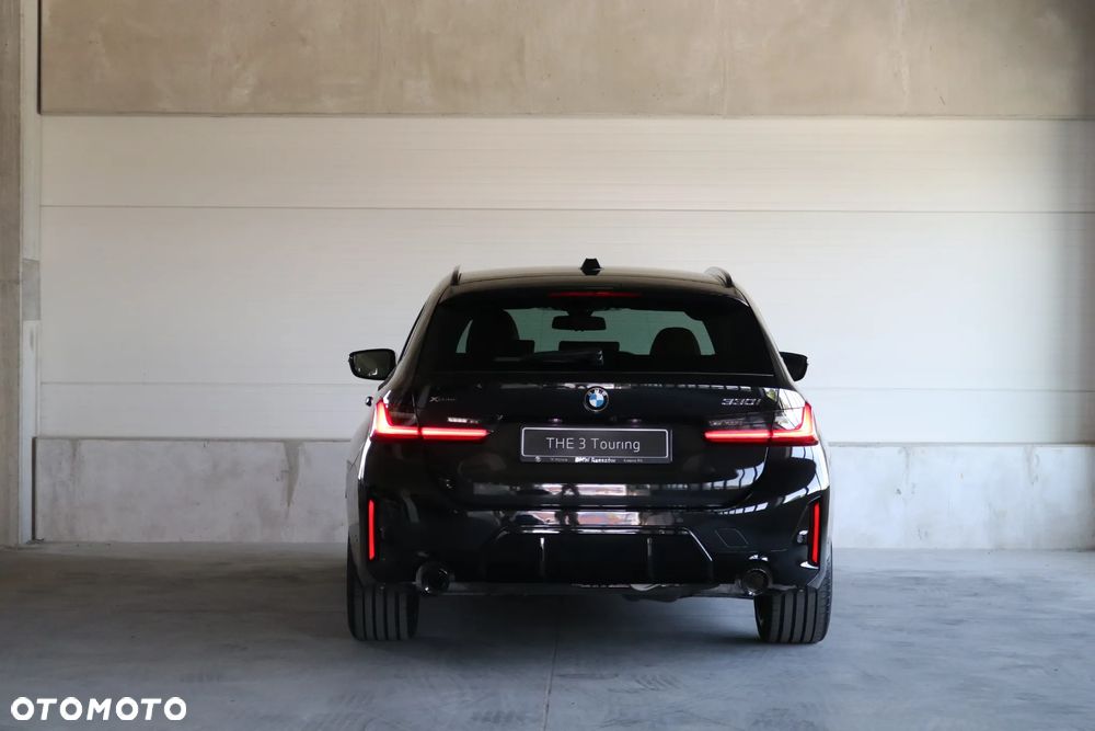 BMW Seria 3 330i xDrive - 5