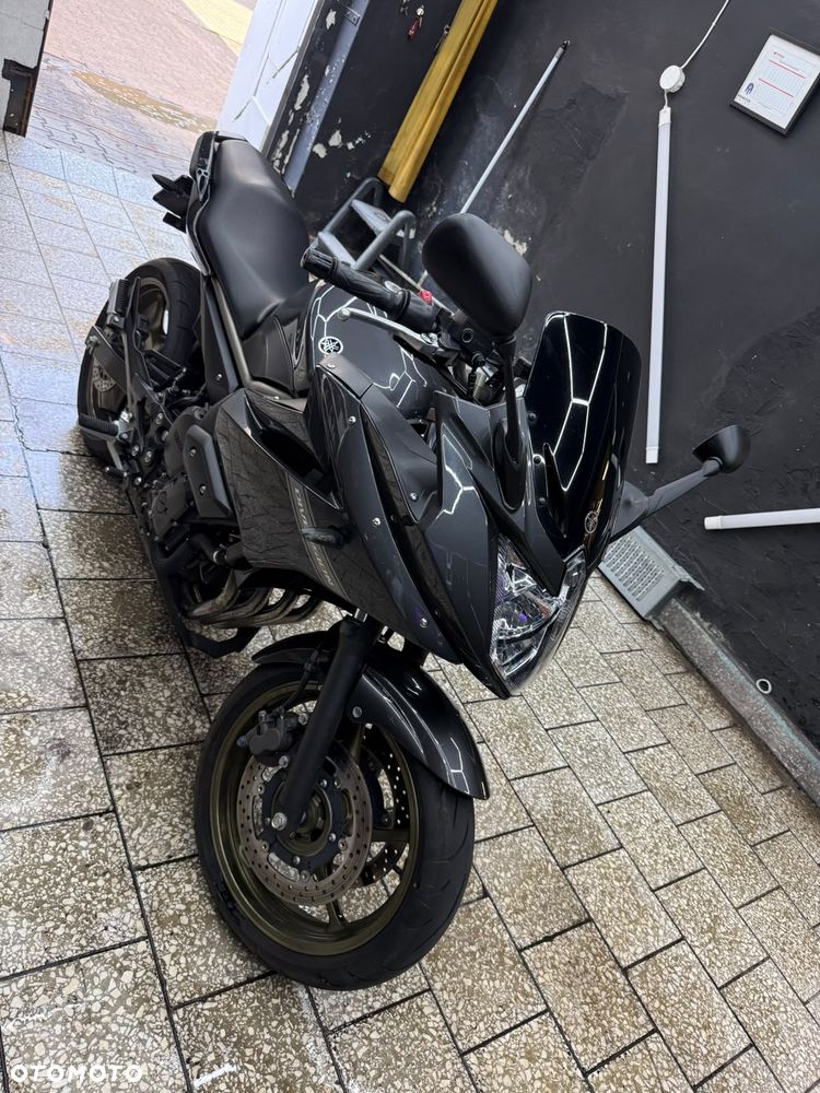 Yamaha XJ - 26