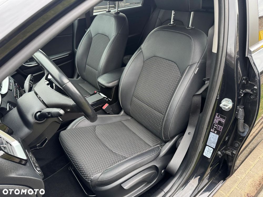 Kia Ceed 1.6 CRDi Eco-Dynamics+ (48V Mild-Hybrid) DCT7 Vision - 12