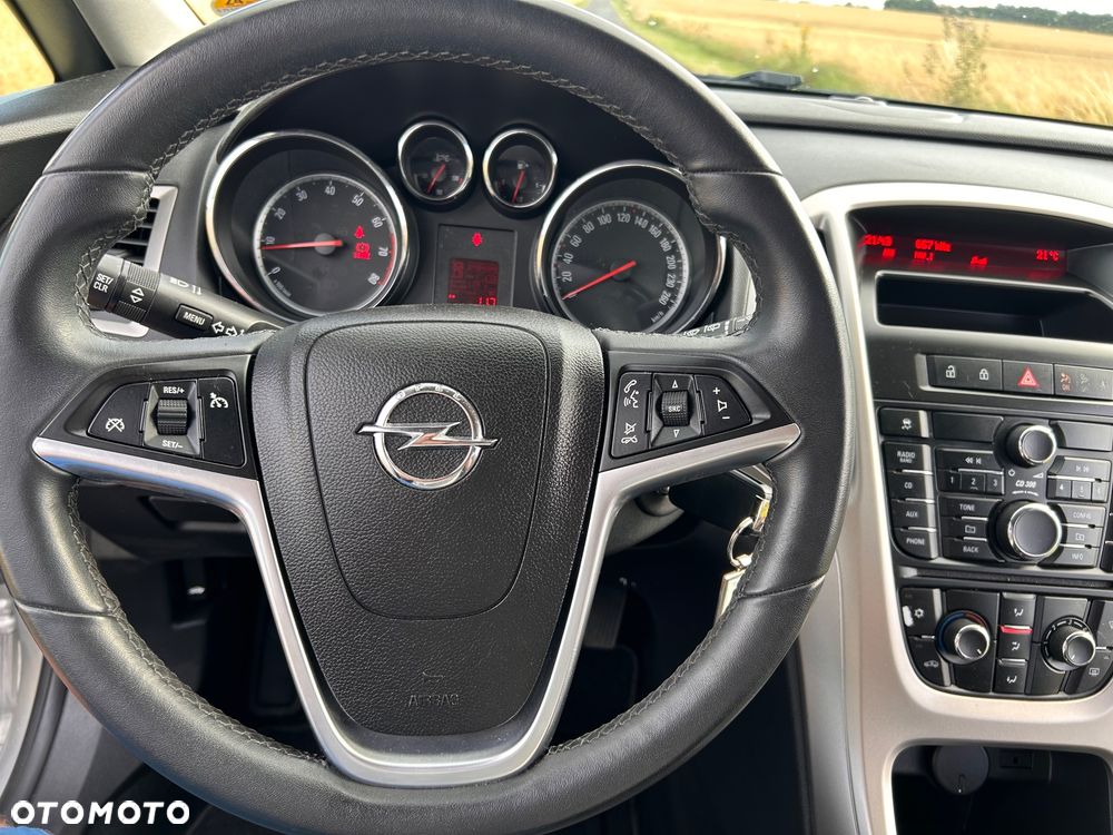Opel Astra 1.4 Turbo - 26