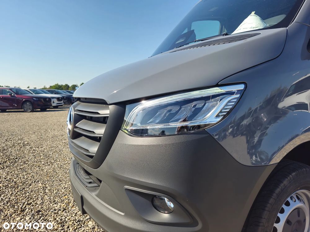 Mercedes-Benz Sprinter - 27