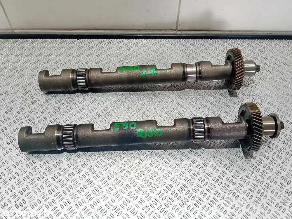 wałek balansowy BMW E90 E91 2.0 D 2008 781045402 - 1