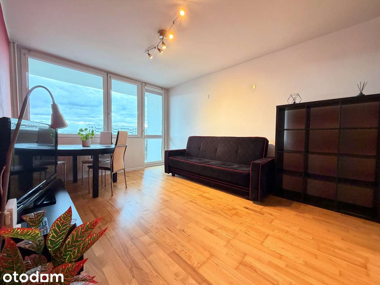BEZPOŚREDNIO! 50m², 2 pokoje z osobną kuchnią | Bałuty, Julianów