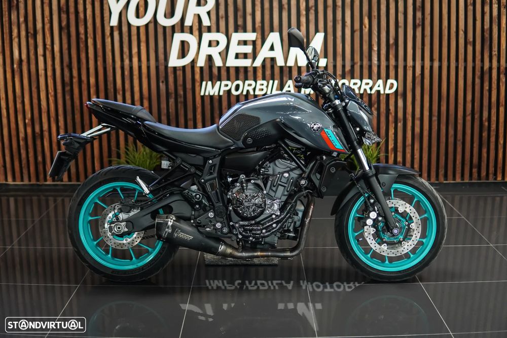 Yamaha MT-07 - 2
