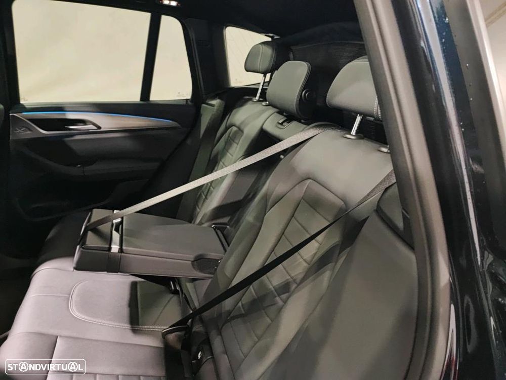 BMW iX3 Inspiring - 9