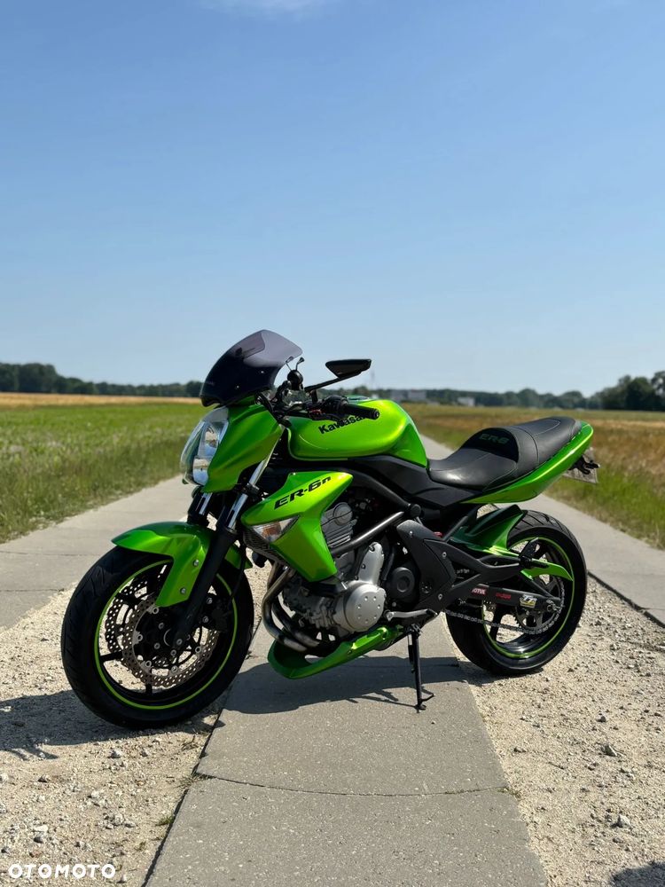 Kawasaki ER - 1