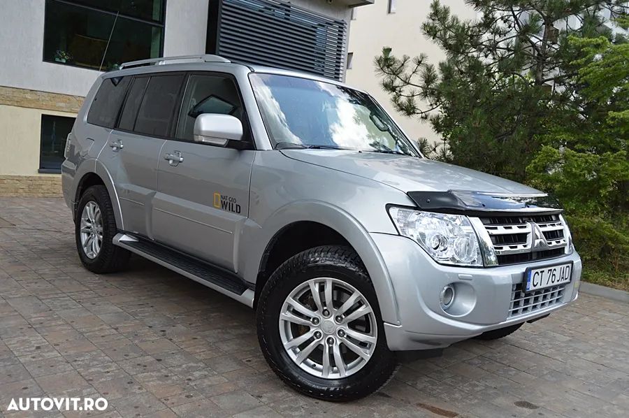 Mitsubishi Pajero - 3