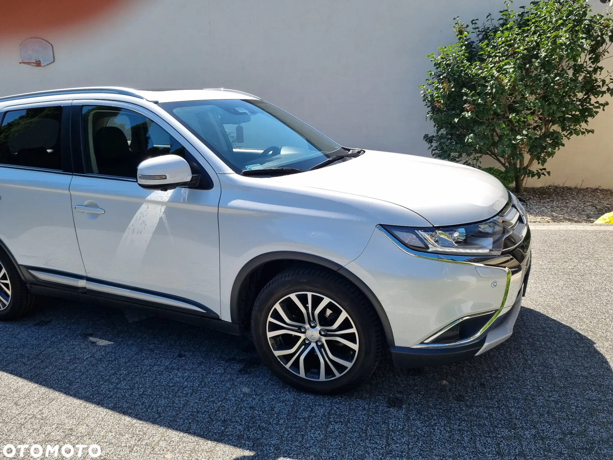Mitsubishi Outlander - 7
