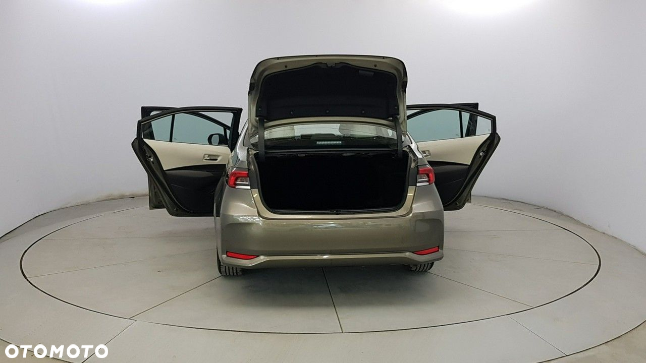 Toyota Corolla 1.8 Hybrid Comfort - 12
