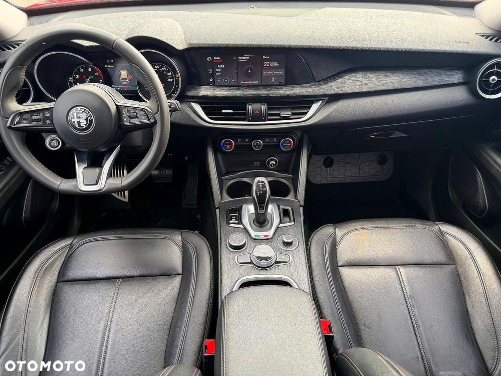 Alfa Romeo Stelvio - 7