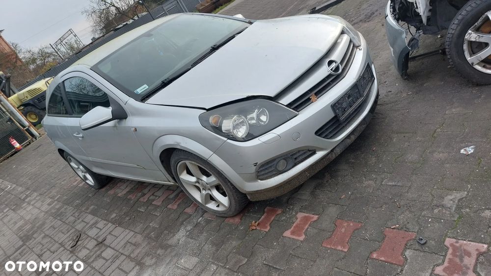 opel astra H 2005  3d 1,8 b lpg na części automat drzwi szyba maska klapa błotnik silnik rozrusznik itp - 1