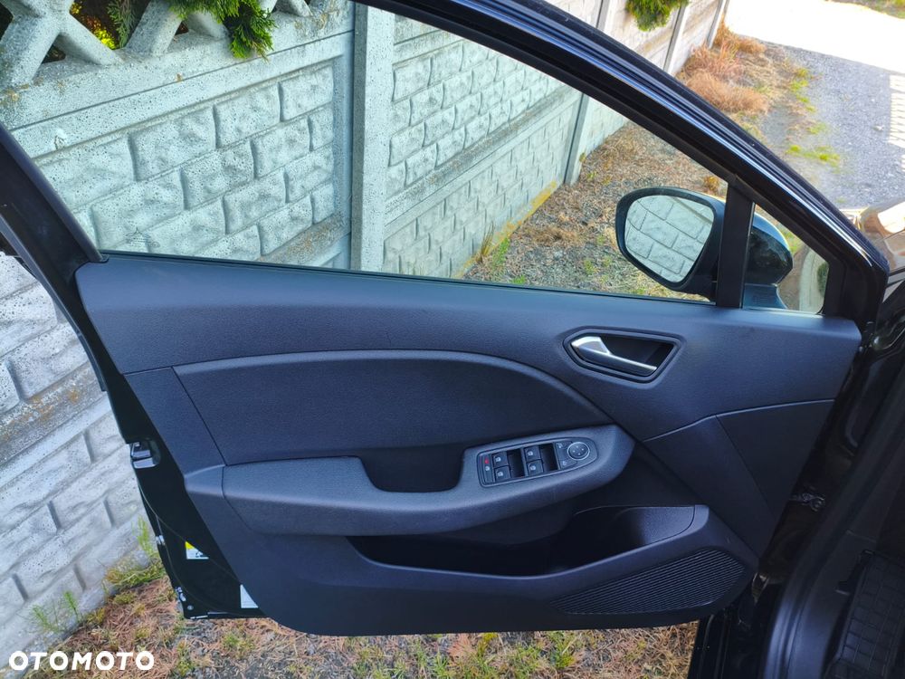 Renault Clio - 9
