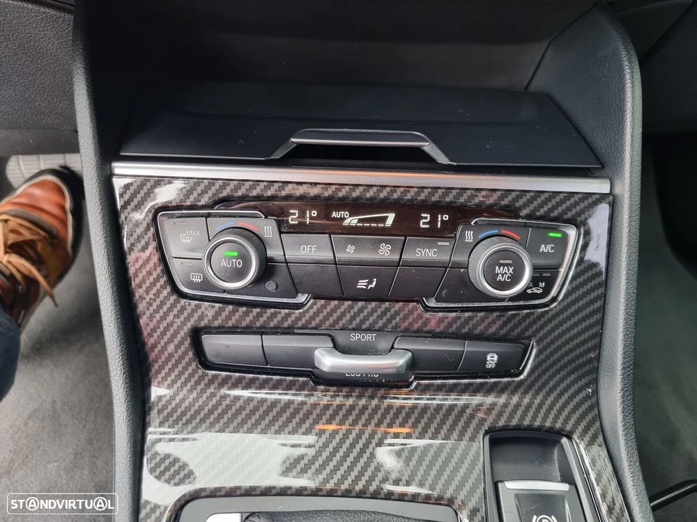 BMW 218 Active Tourer d Auto - 13