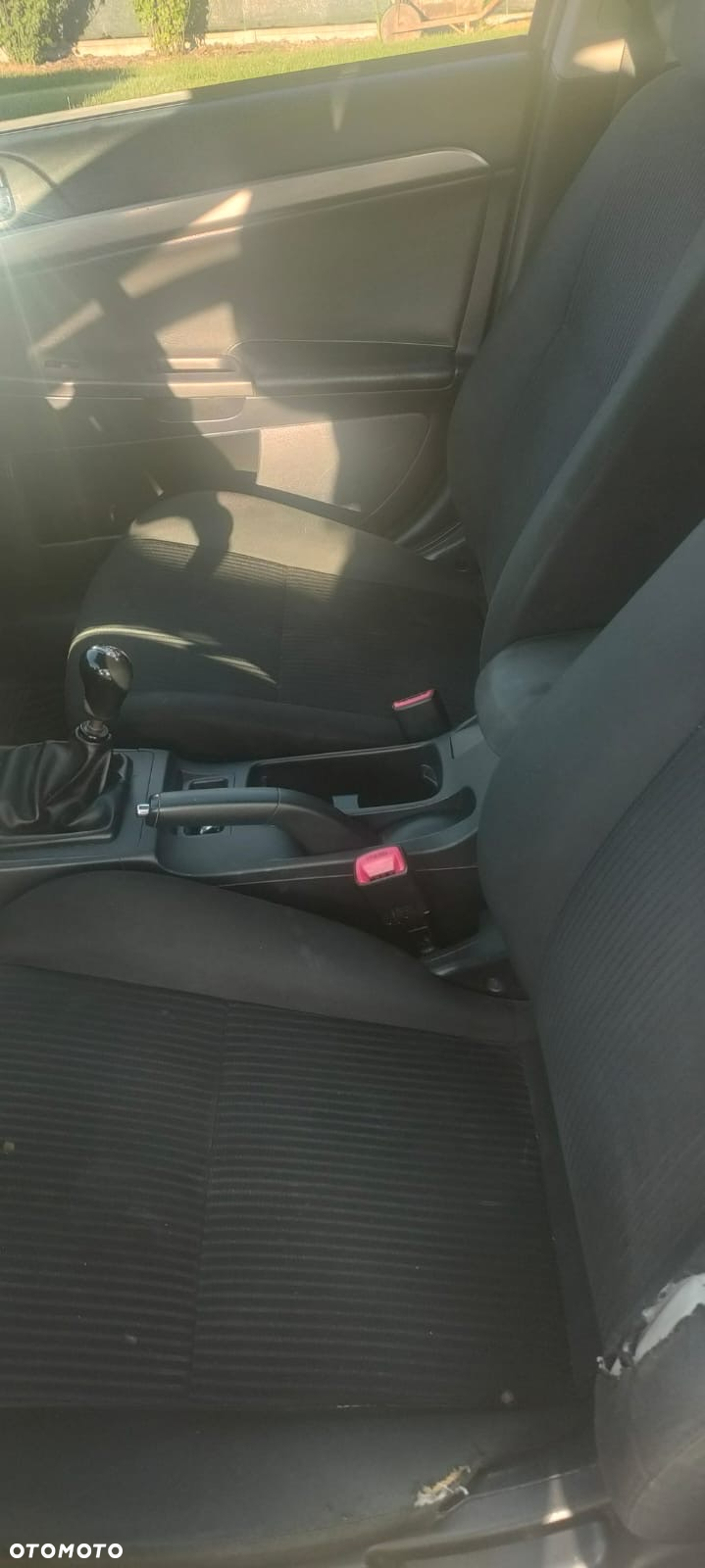 Mitsubishi Lancer 1.6 - 6