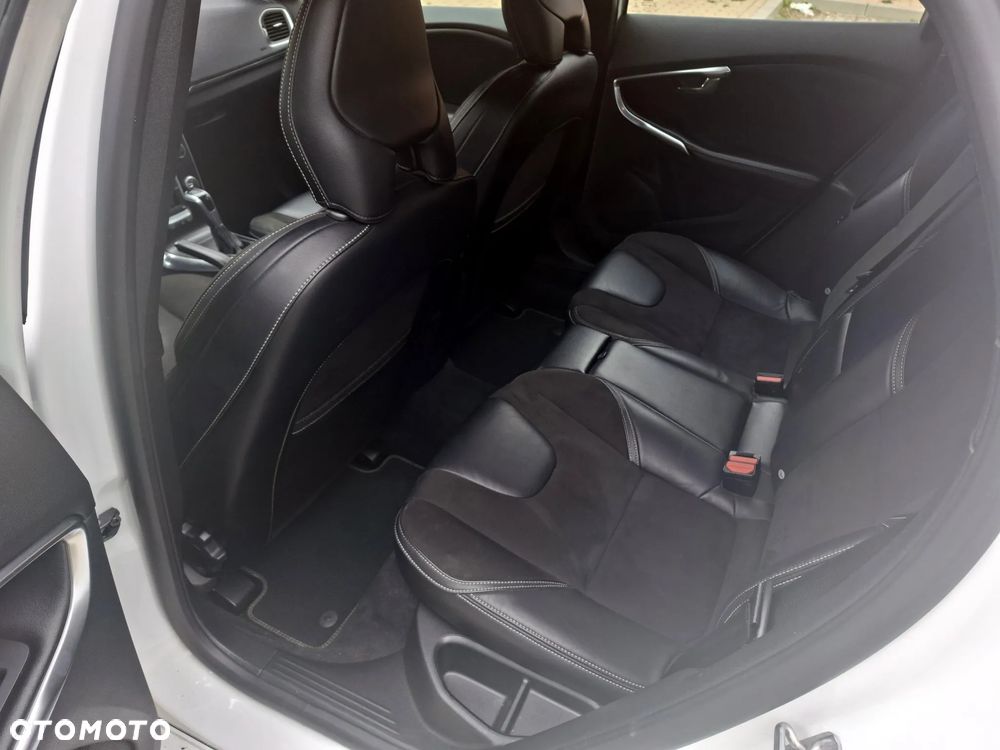 Volvo V40 D3 RDesign - 21