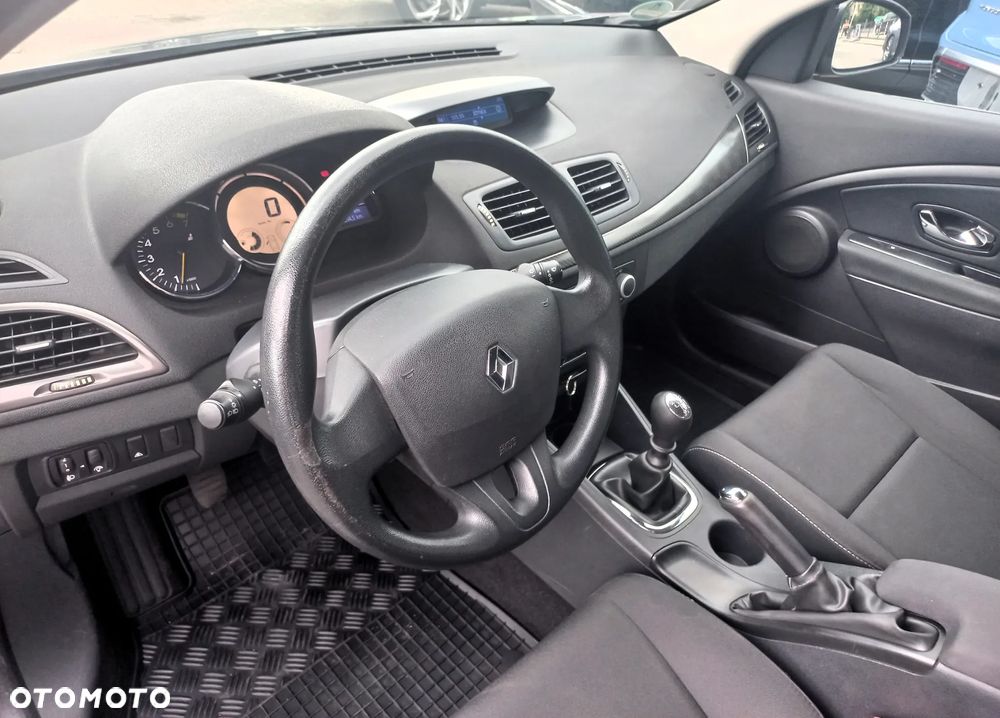 Renault Megane - 11