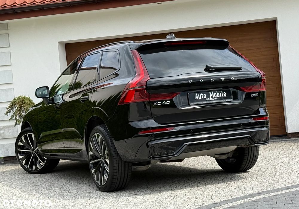 Volvo XC 60 B5 B AWD Plus Dark - 5