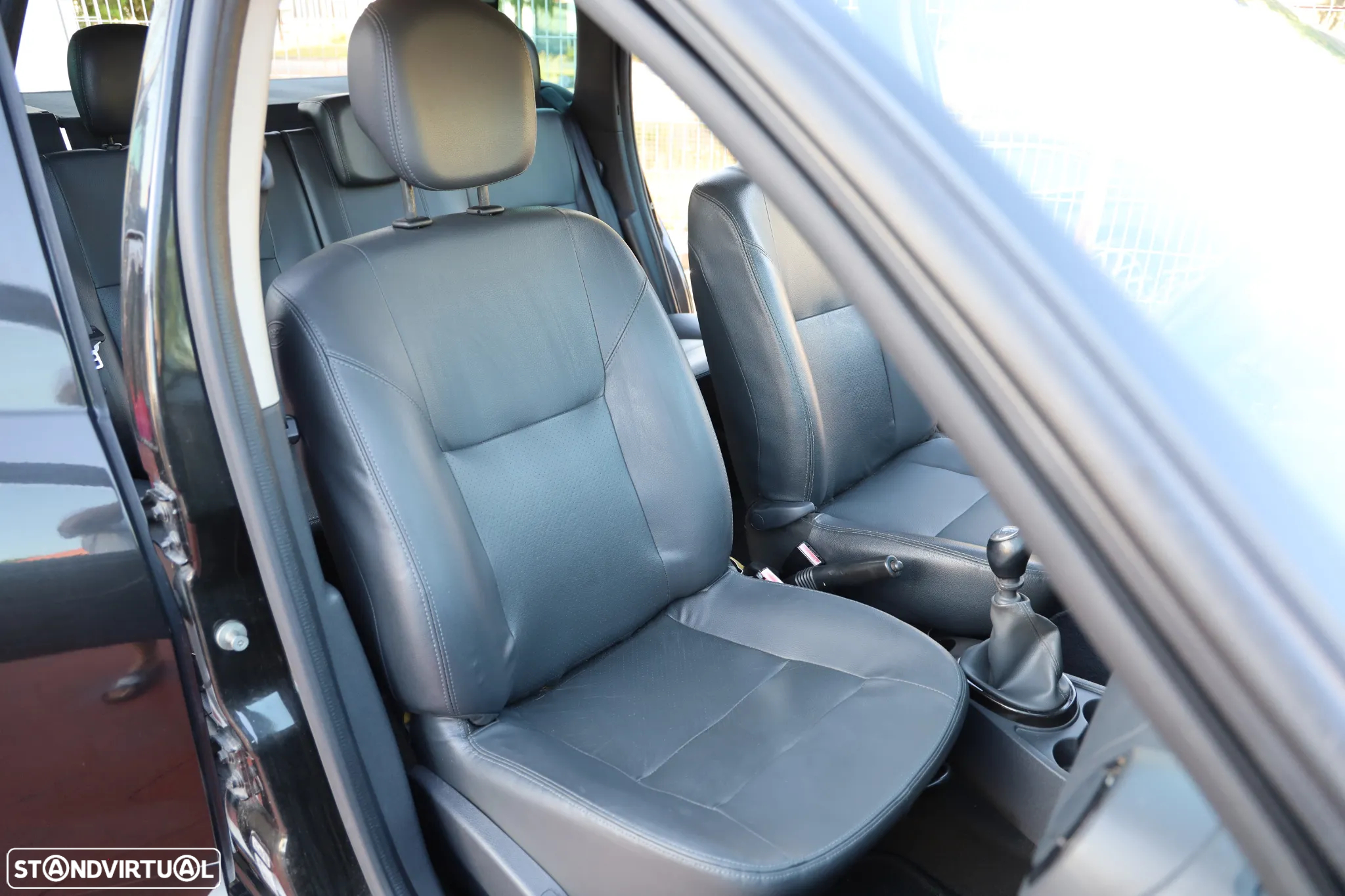 Dacia Duster 1.5 dCi Prestige - 13