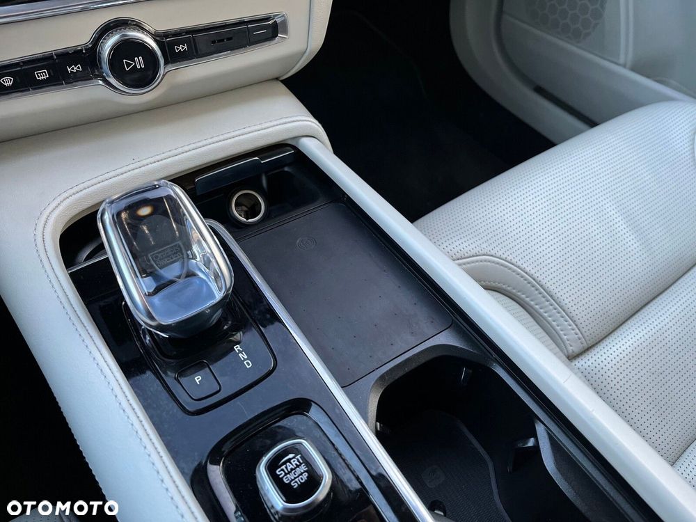 Volvo S90 B5 D AWD Inscription - 25