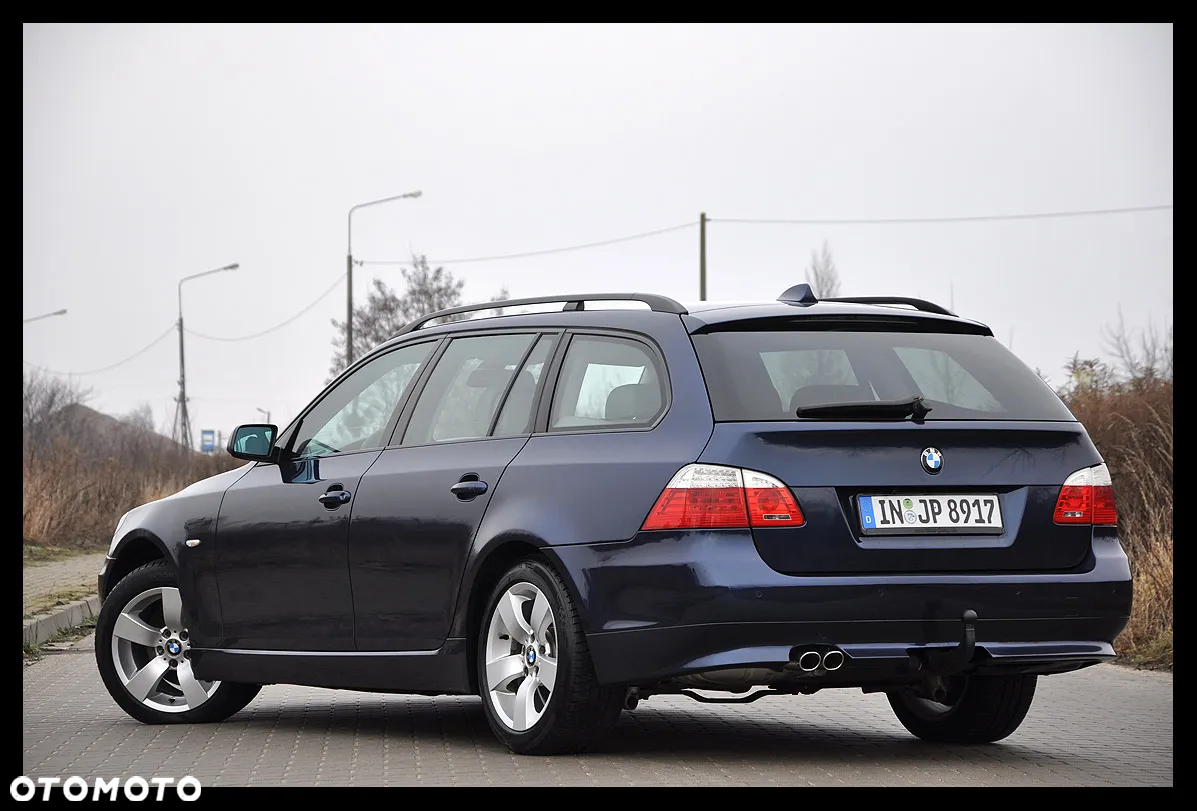 BMW Seria 5 525xi Touring Edition Lifestyle - 6