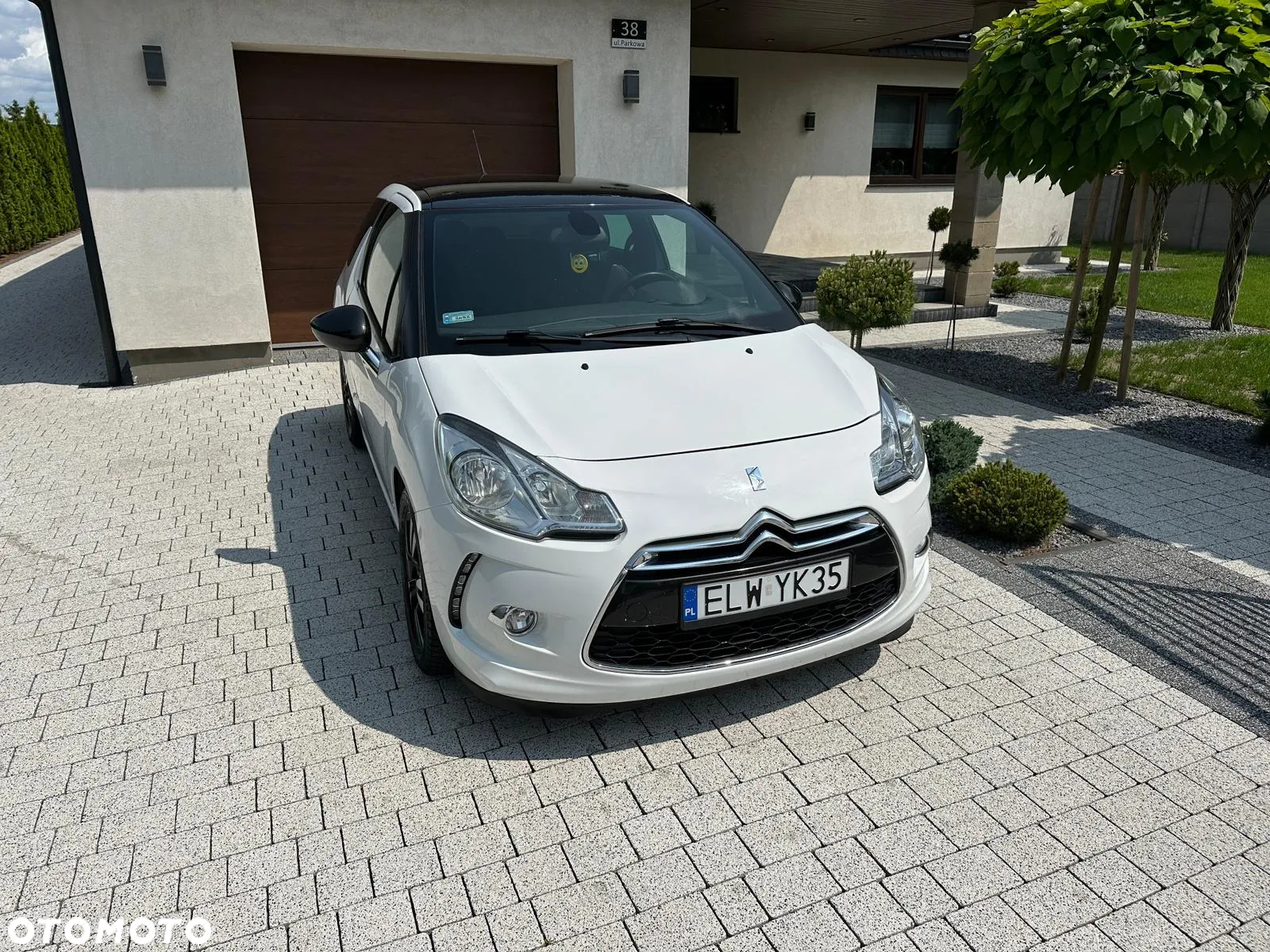 Citroën DS3 HDi 90 FAP SoChic - 8