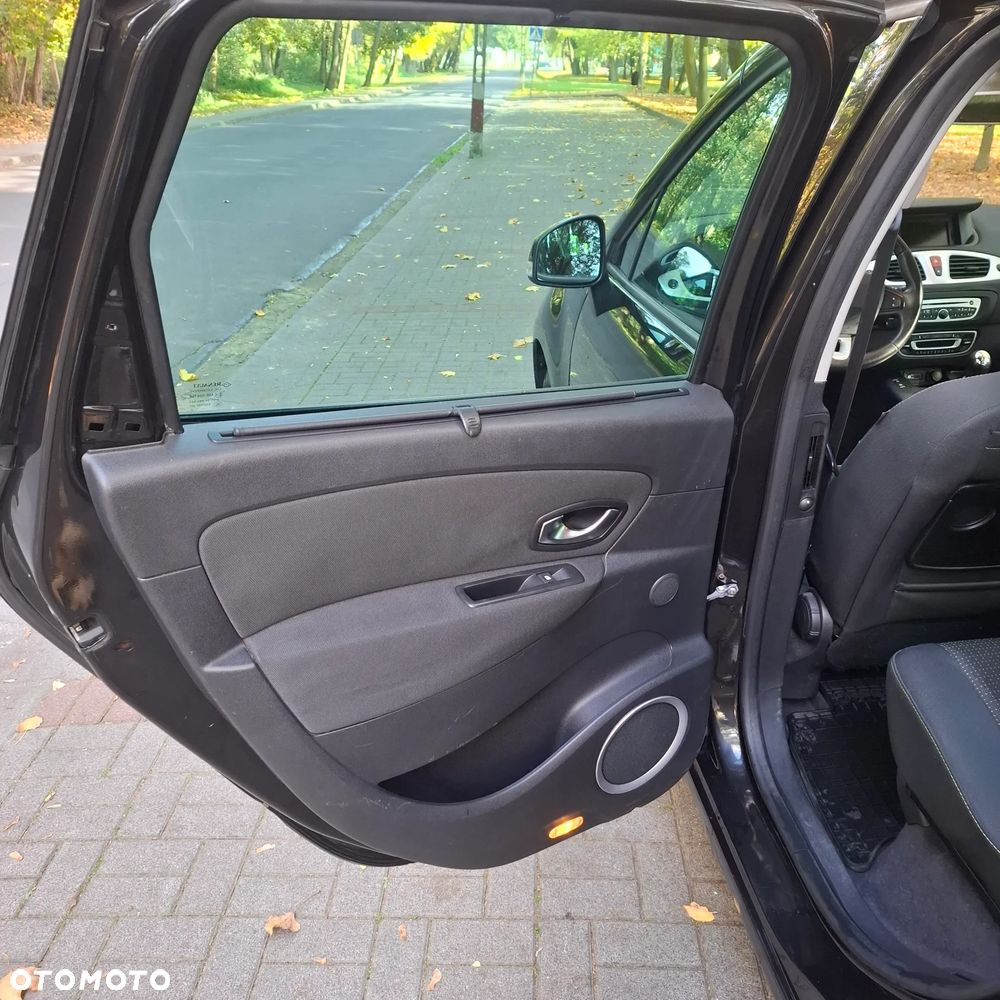 Renault Scenic - 13