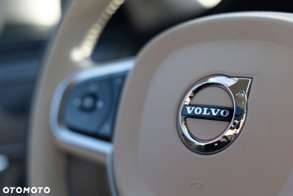 Volvo XC 90 B5 B AWD Ultra Bright - 16
