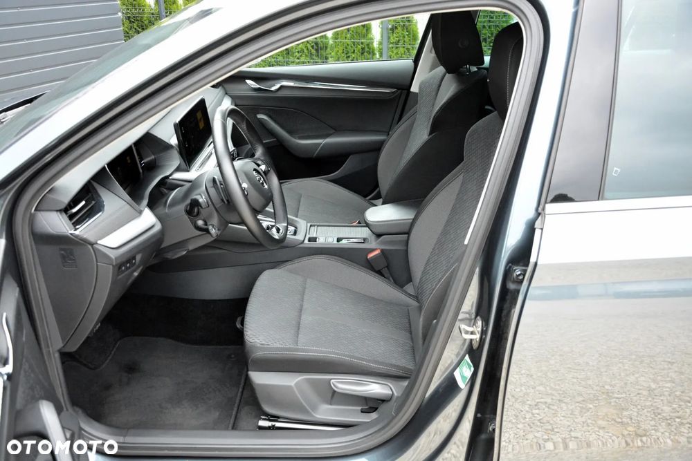 Skoda Octavia 2.0 TDI SCR Style DSG - 9