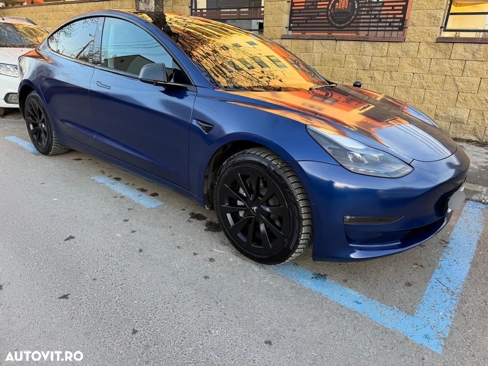 Tesla Model 3 - 13
