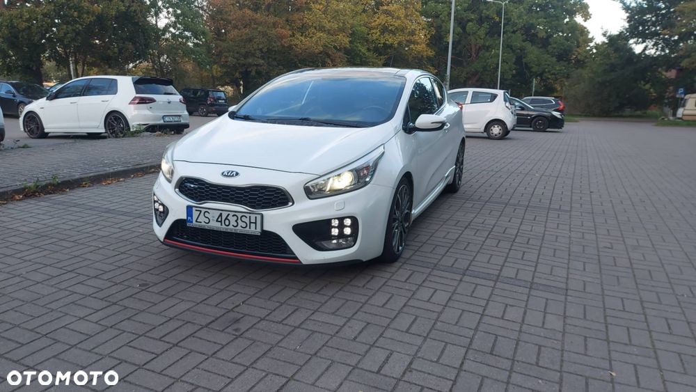 Kia Ceed 1.6 T-GDI GT XL - 1
