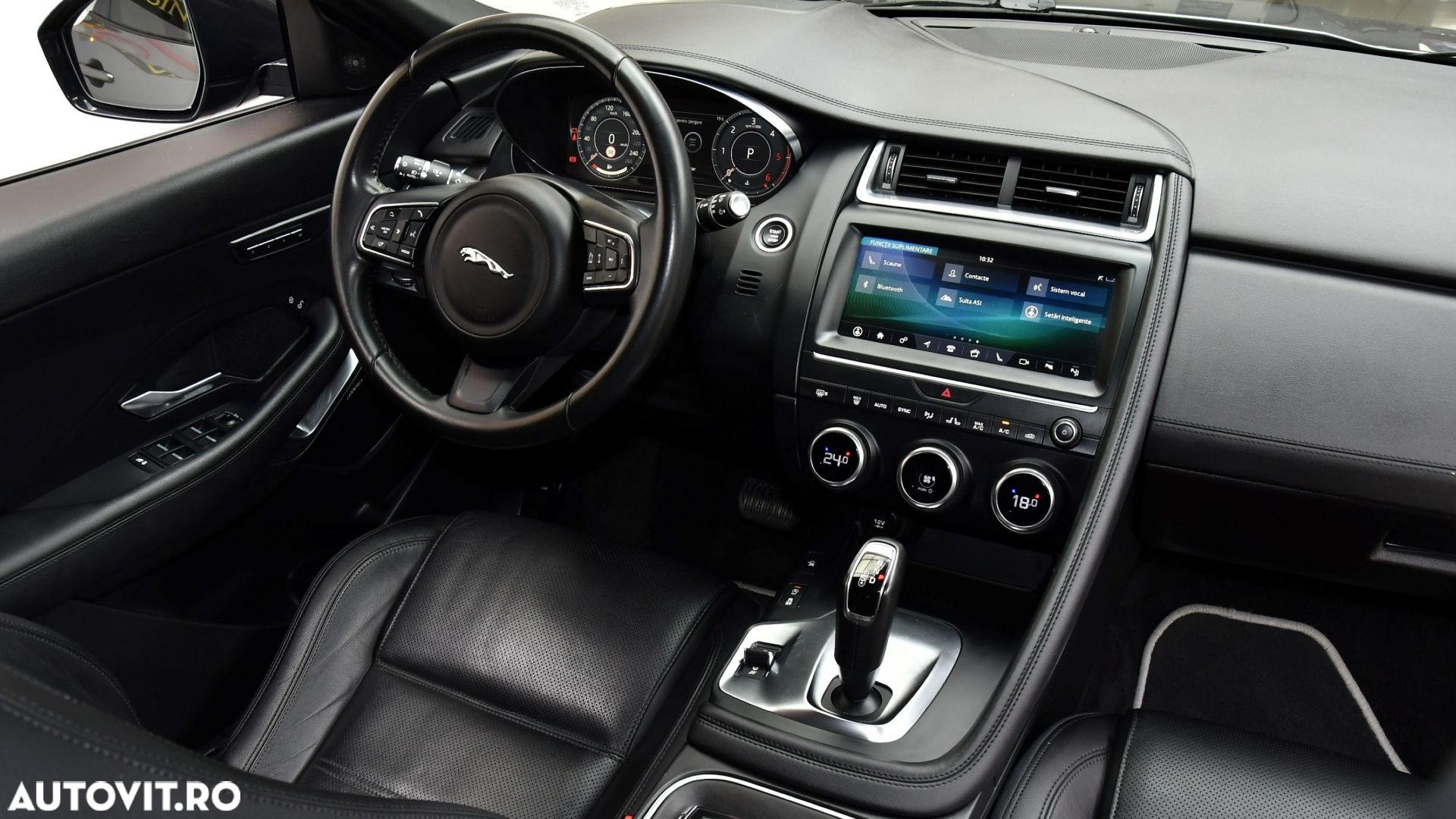 Jaguar E-Pace D240 AWD SE - 8