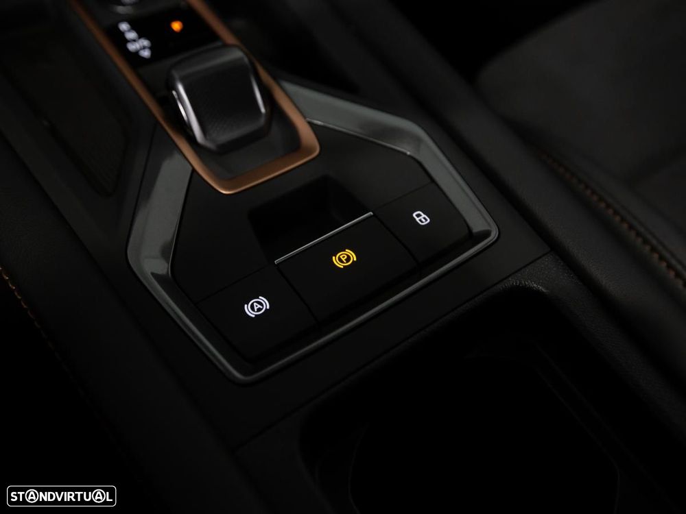 Cupra Formentor 2.0 TSI DSG 4Drive VZ - 25